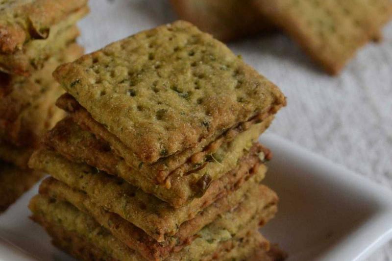 Les crackers de blé complet vont révolutionner vos collations Les Crackers au blé complet contiennent une teneur élevée en fibres