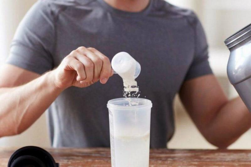 Les smoothies aux protéines de lactosérum augmente la masse musculaire et améliore les performances physiques Les smoothies aux protéines de lactosérum renforcent votre santé
