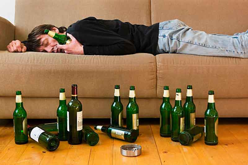 Une consommation excessive d'alcool pourrait augmenter les probabilités Une consommation excessive d'alcool pourrait augmenter les probabilités