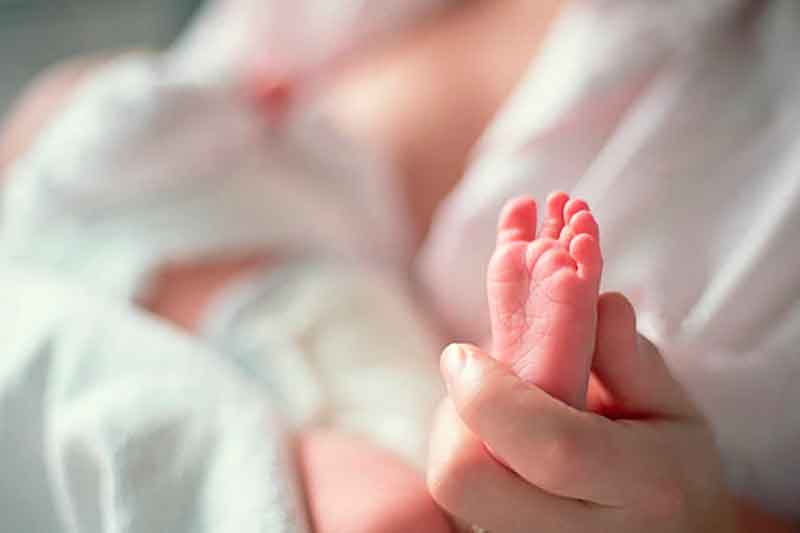 Une grossesse stressante peut donner naissance à un enfant gaucher